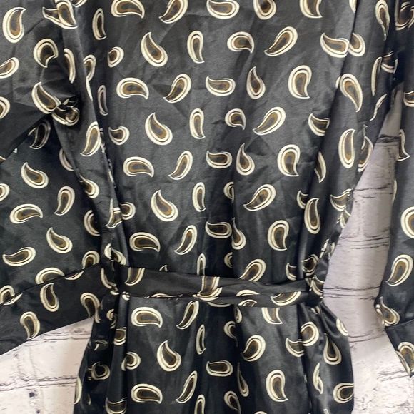 Robert Louis Silk Paisley Print Unisex Silky Robe - Picture 11 of 14